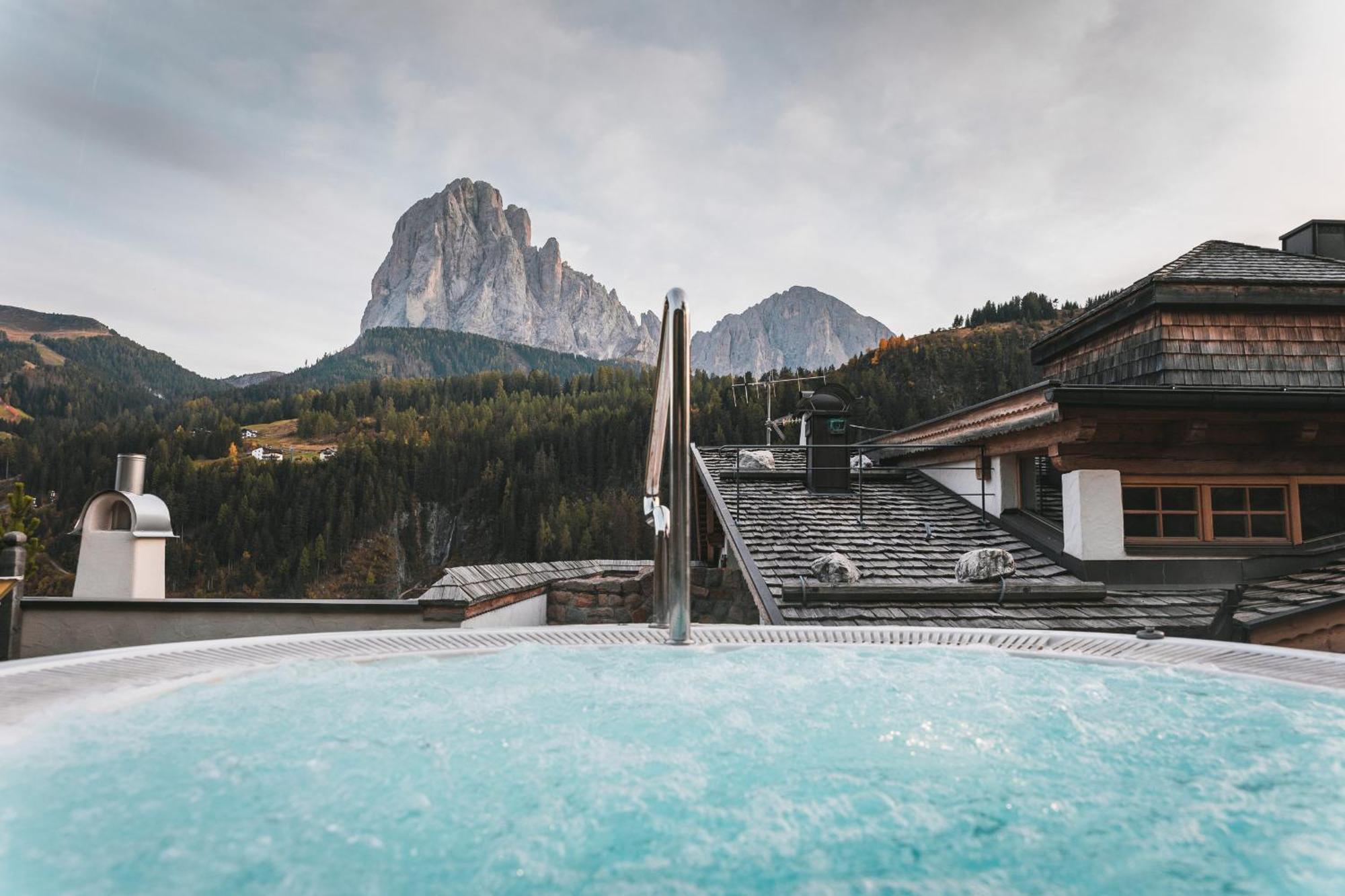 贝鲁德伊多伏酒店 Santa Cristina Val Gardena 外观 照片