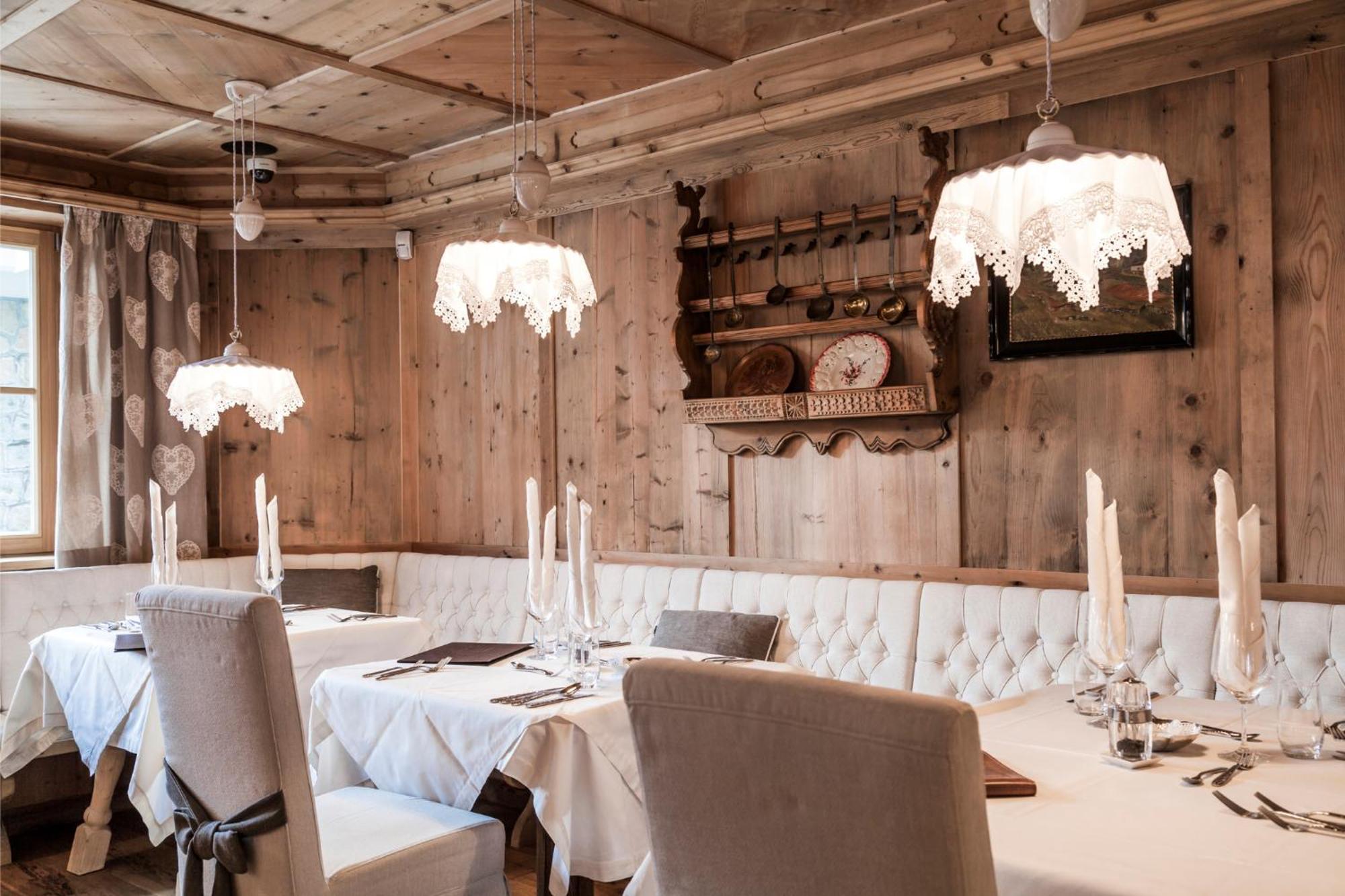 贝鲁德伊多伏酒店 Santa Cristina Val Gardena 外观 照片