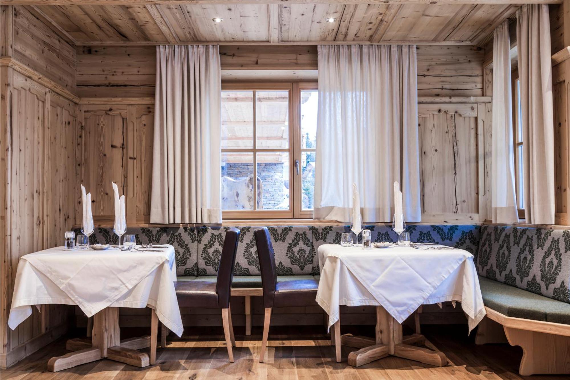 贝鲁德伊多伏酒店 Santa Cristina Val Gardena 外观 照片